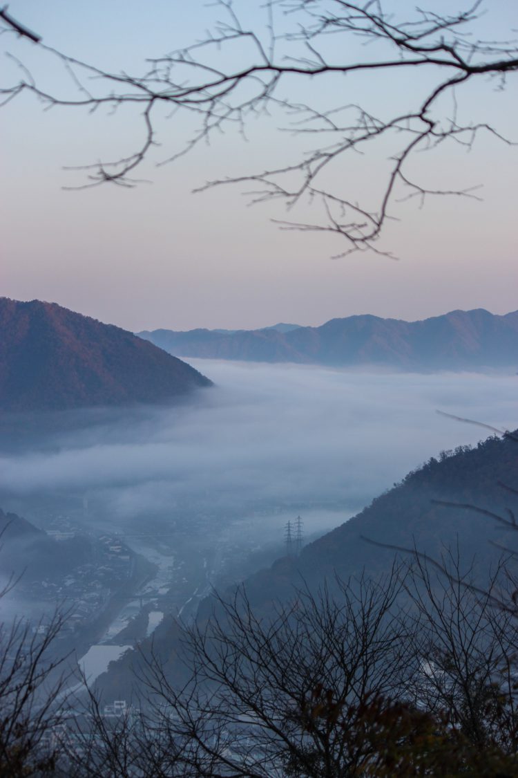 兵庫県朝来市の竹田城跡から見える雲海