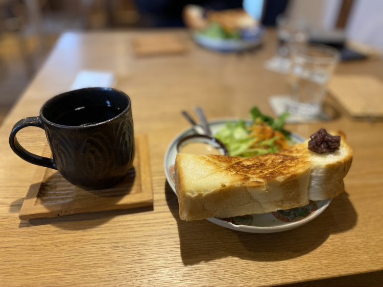 岐阜県大垣市にある喫茶とちょうど品エントワのモーニング